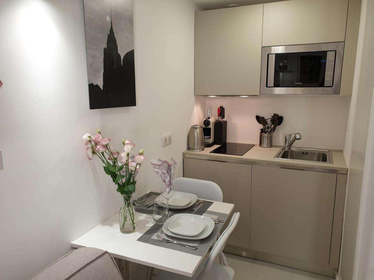 Studio Neuf Et Charmant Vieil Antibes Esterno foto